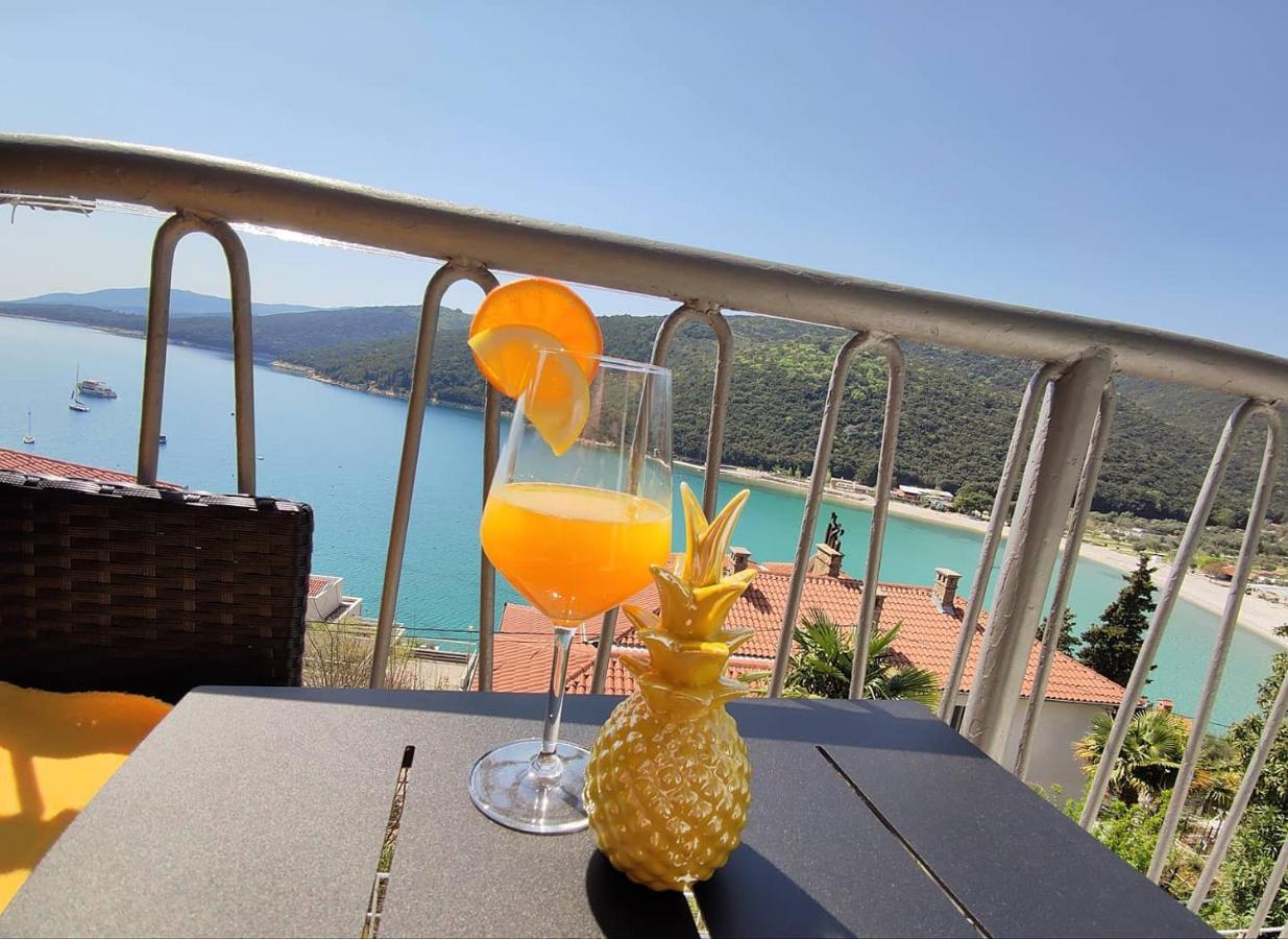 Apartment Noemi With A Direct Beach View Rabac Luaran gambar